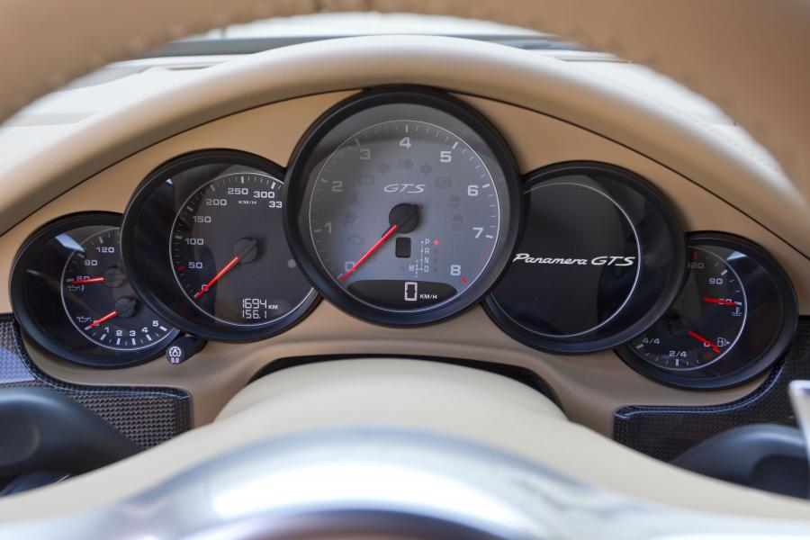  Porsche Panamera GTS 2011 года  (фото 64 из 81)